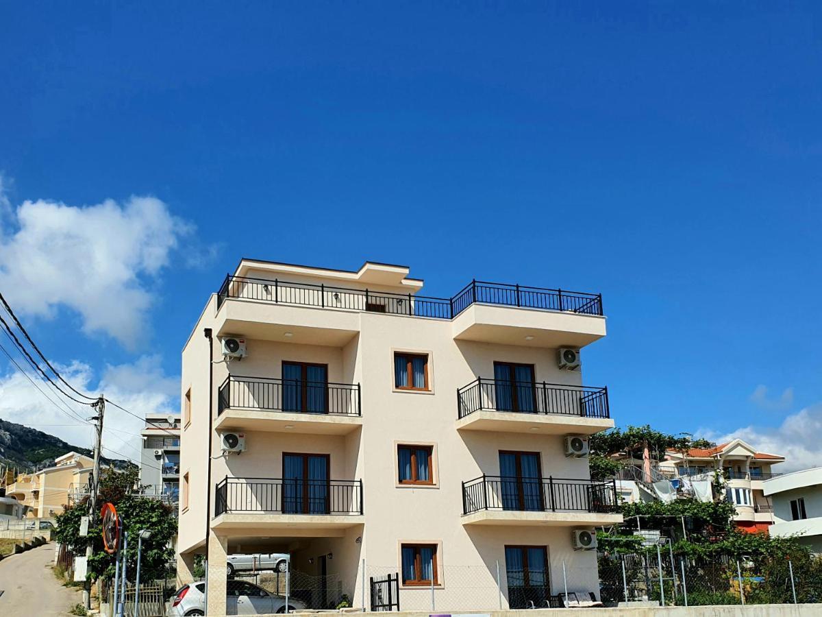 Family Apartments Bar Εξωτερικό φωτογραφία